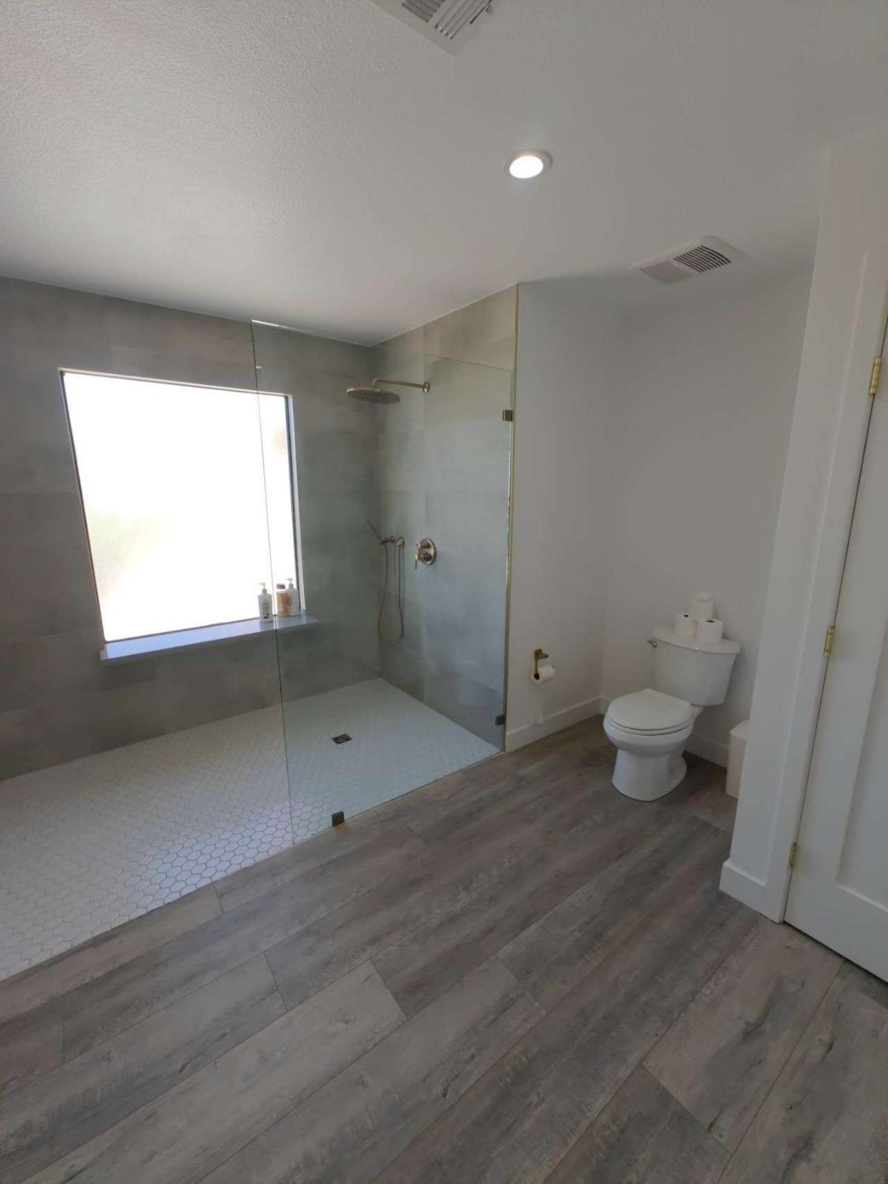 The Strip Is Just Around The Corner! Newly Renovated Luxury Modern Minimalist Villa With Large Pool! Las Vegas Eksteriør bilde