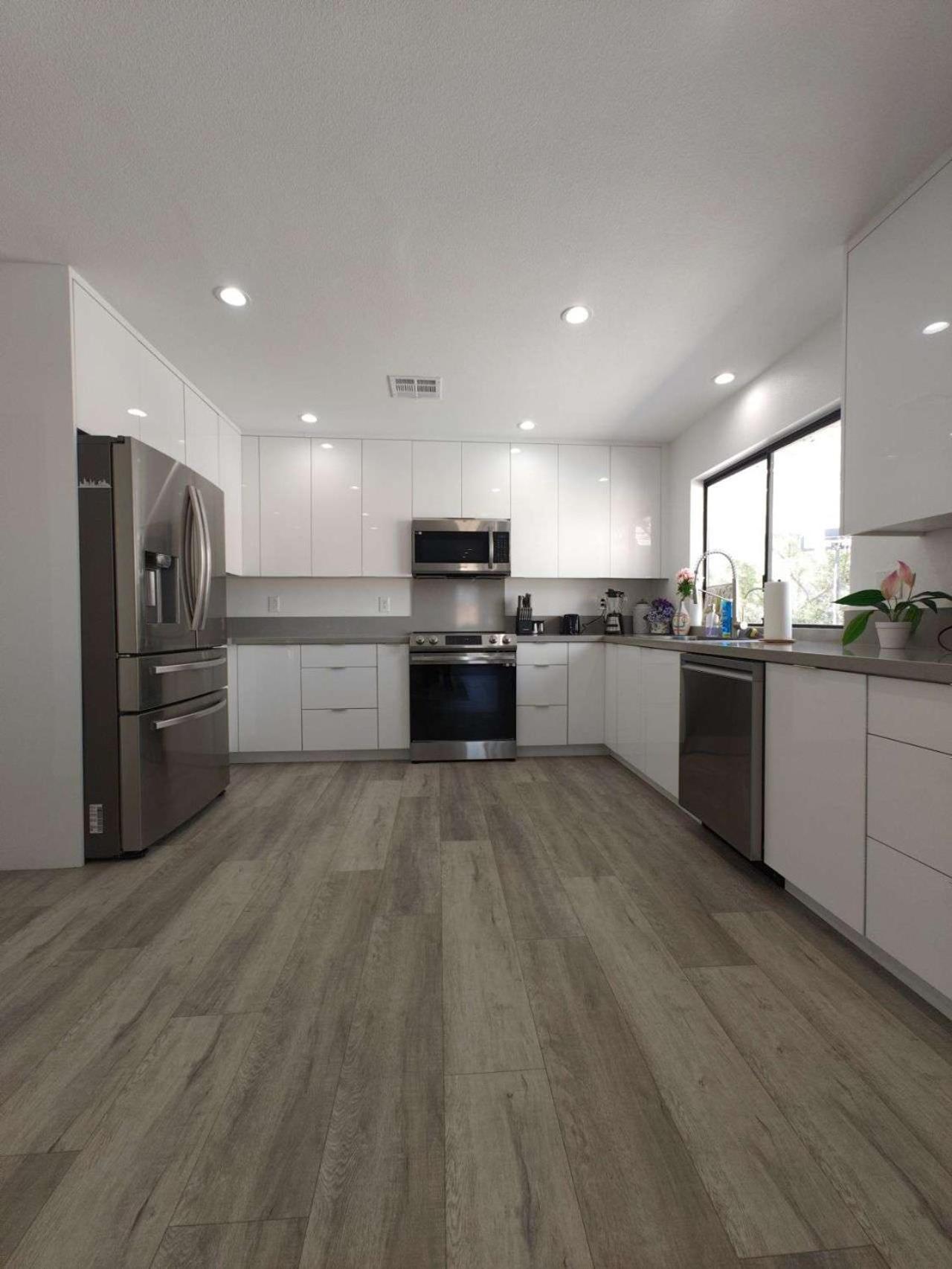 The Strip Is Just Around The Corner! Newly Renovated Luxury Modern Minimalist Villa With Large Pool! Las Vegas Eksteriør bilde